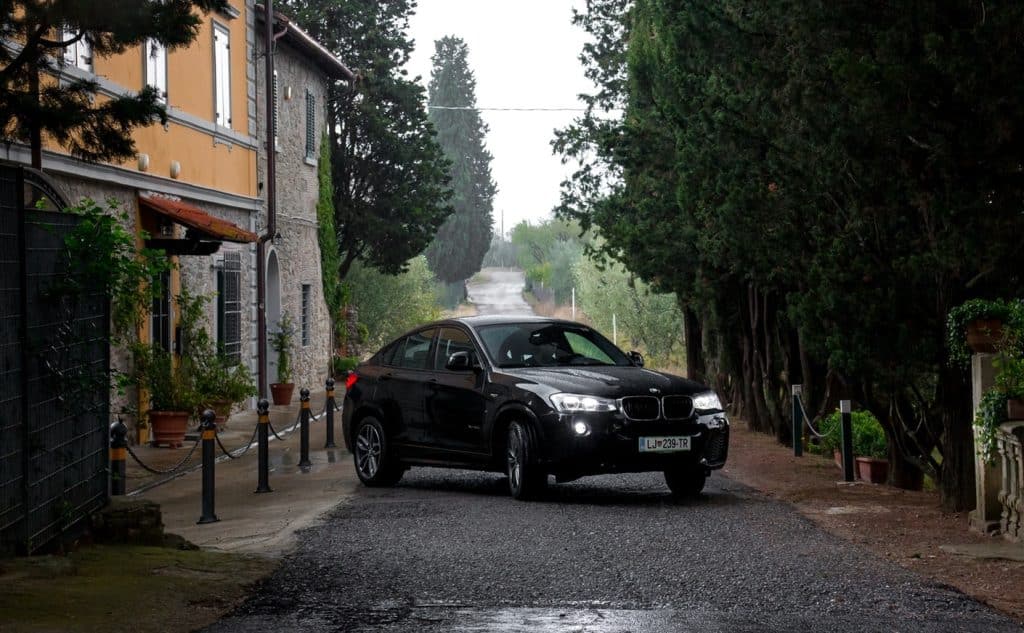 voiture maison