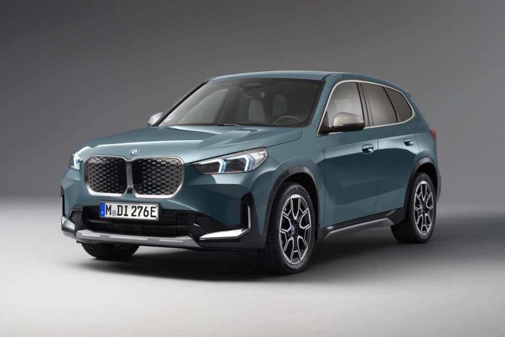 Le BMW iX1 eDrive20 (2023) dévoile son prix imbattable