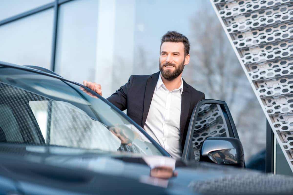 Comment réduire les dépenses liées à une voiture de fonction ?